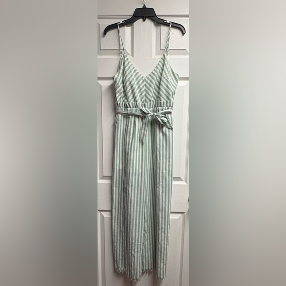 Main Strip Pants - Main Strip Boutique Brand Linen/Cotton Blend Striped Jumpsuit Size Medium